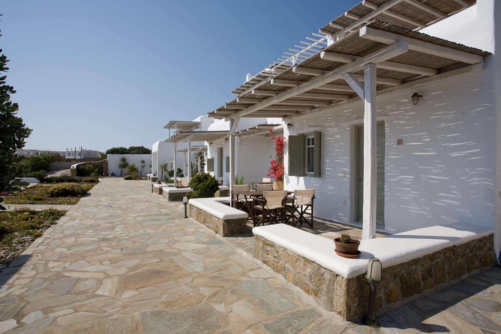Yakinthos 4* Mykonos Town